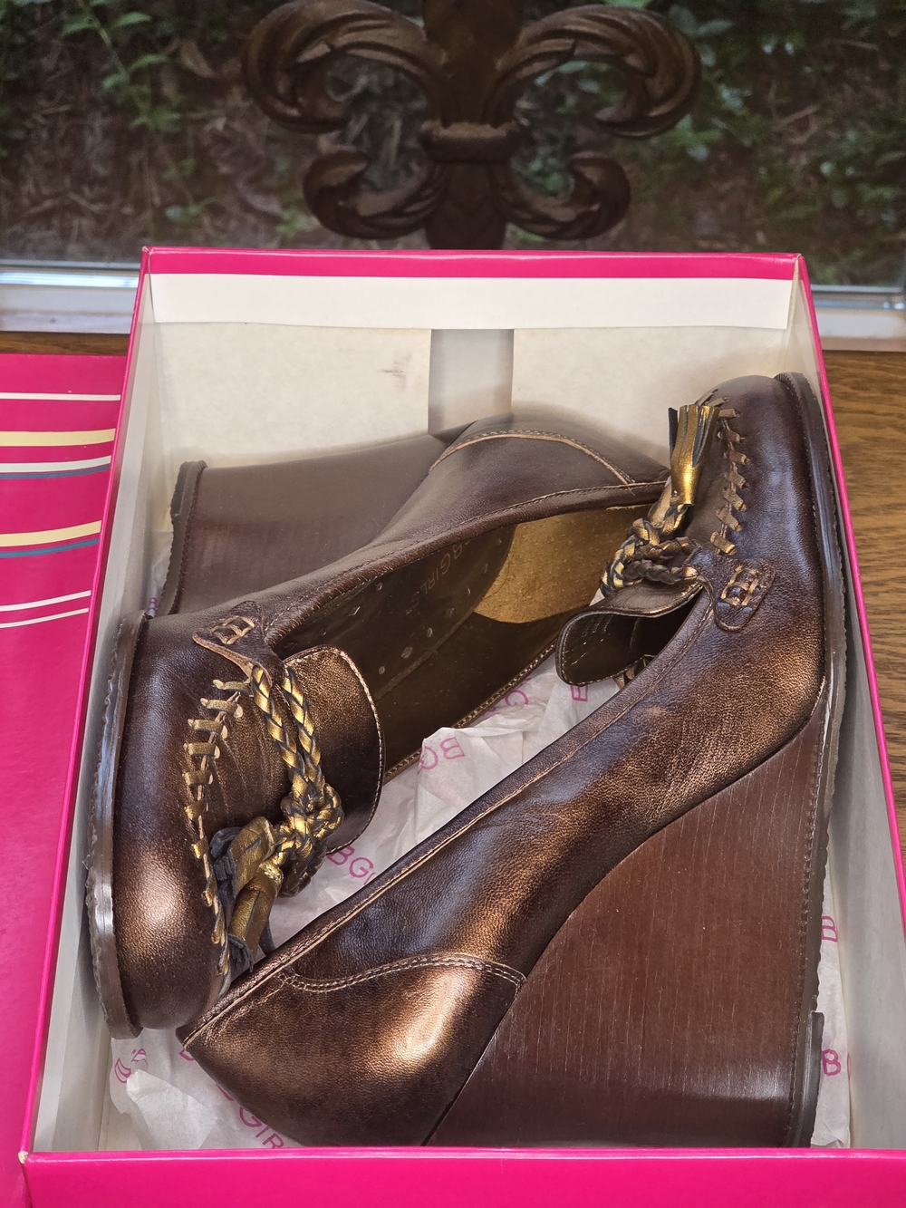 BCBGeneration Bronze Brown Leather Loafers, Vintage New Old Stock. Sz 9 - Picture 2 of 9